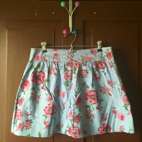 🌼3 for $20🌼 Lush skirt - Picture 2 of 8